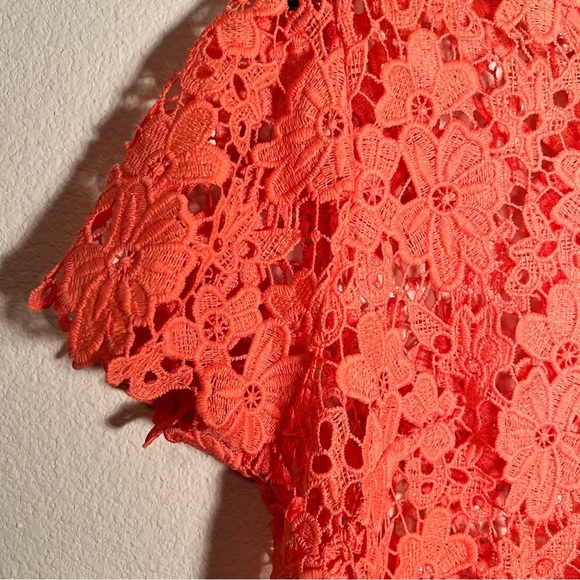 Liz Claiborne Orange Lacy Overlay Top - Picture 4 of 9